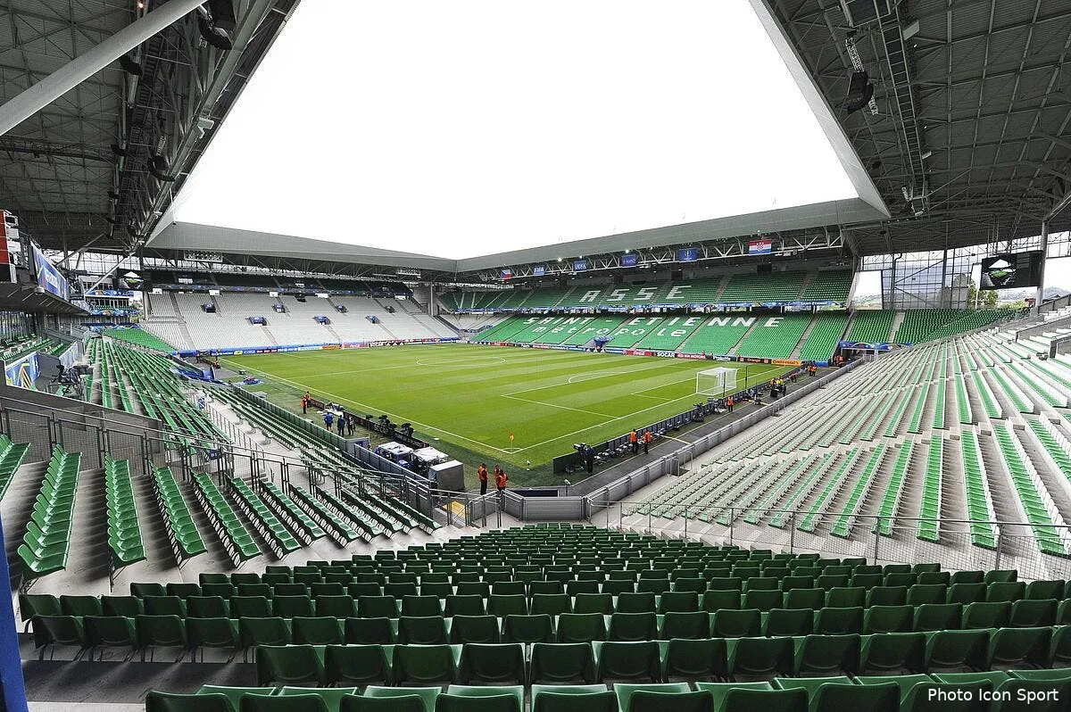 asse le peuple vert va trancher pour le rachat de geoffroy guichard iconsport jpt 170616 07 01174850