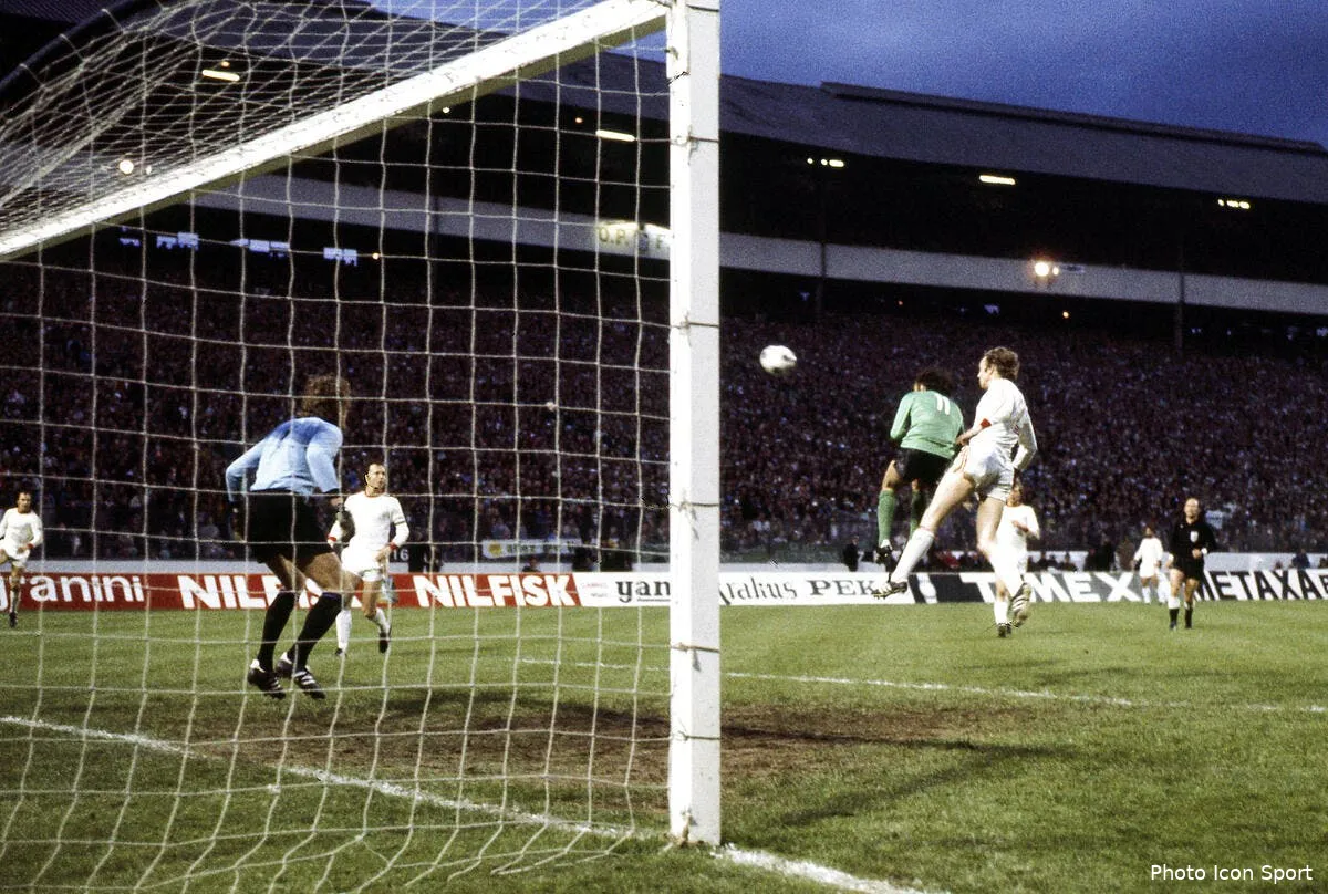 asse les 40 ans de glasgow ravivent la legende des verts iconsport onz 051114 01 16142696