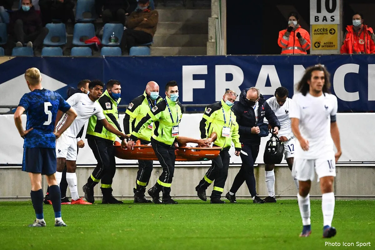 asse les croises pour yvann macon le genou deboite icon dsc 7447 1296605