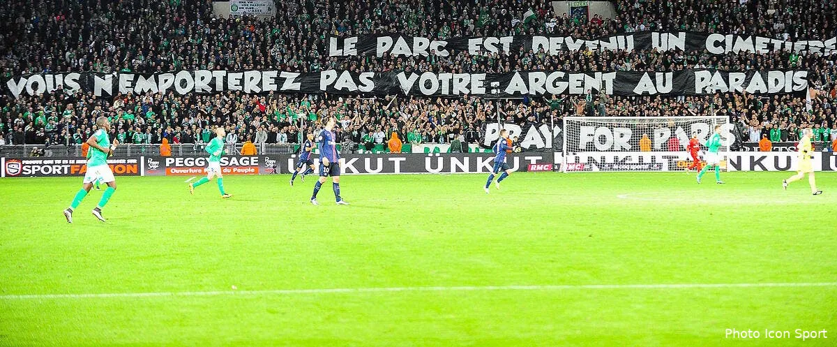 asse les ultras hesitent a ressortir des banderoles anti qatar iconsport jpt 310116 08 16 1135376