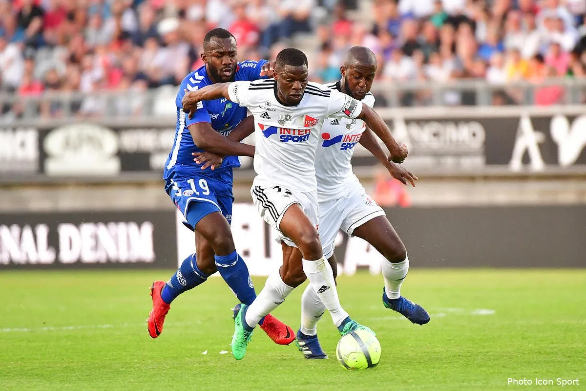 asse les verts creusent 3 pistes made in l1 en defense icon win 210418 01 47722221083