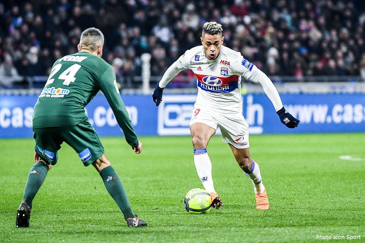 asse loic perrin est totalement fan de cet attaquant de l ol icon dib 250218 15 16211353