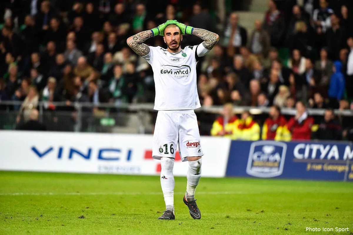 asse m vila rend hommage aux heros des verts icon laf 060418 08 08215941