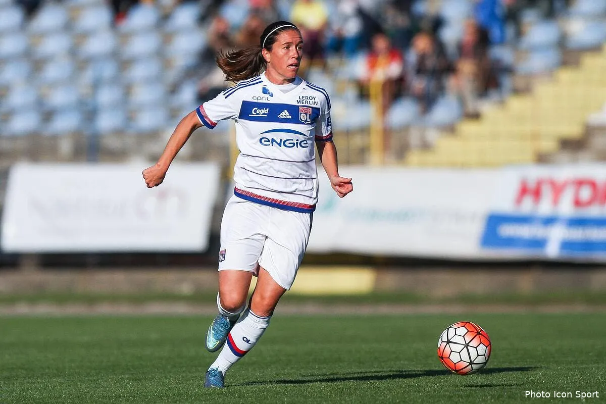 asse ol les lyonnaises gagnent le derby iconsport new 081015 04 71156906