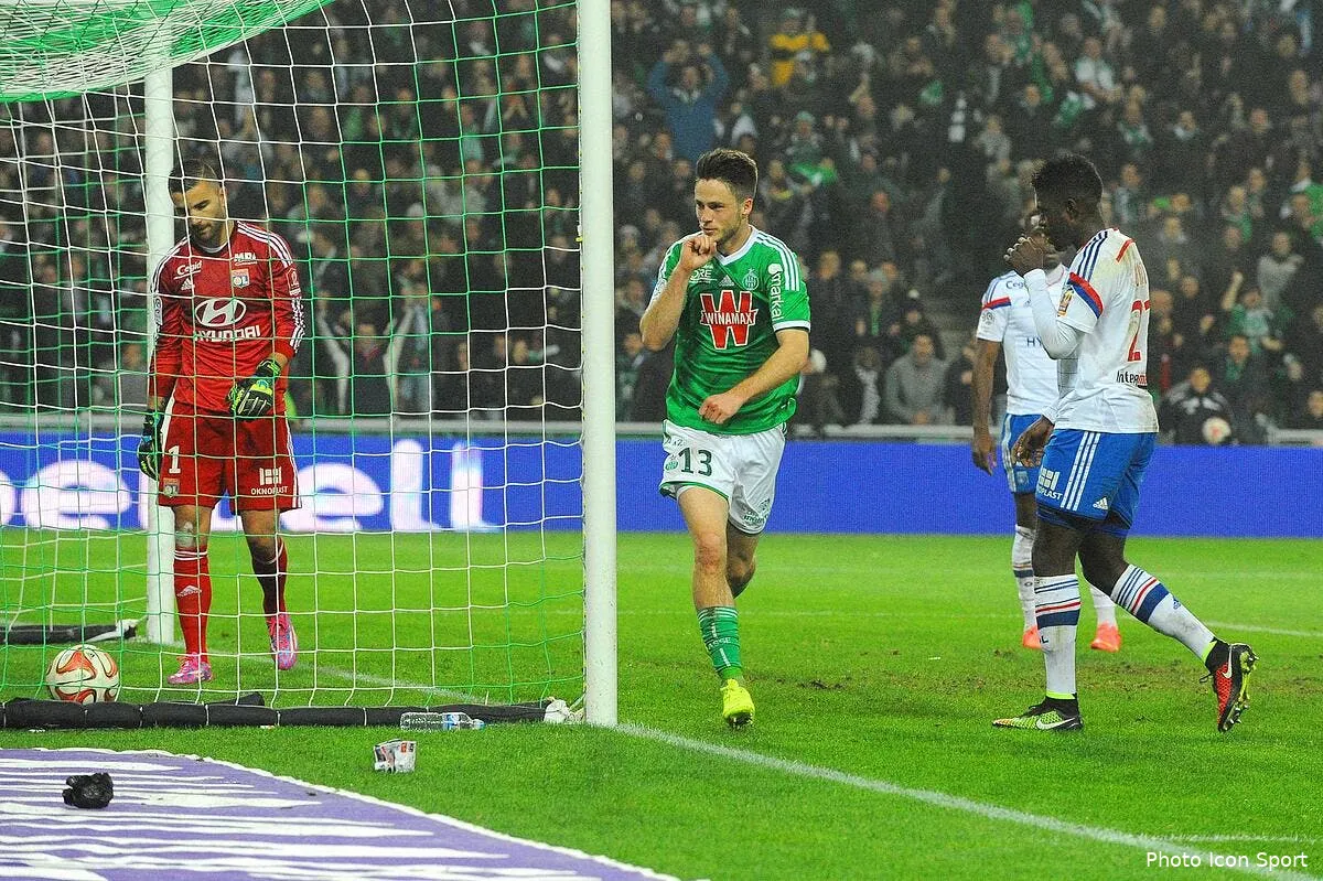 asse ol mickey 3d a adore la claque iconsport jpt 301114 05 66115333