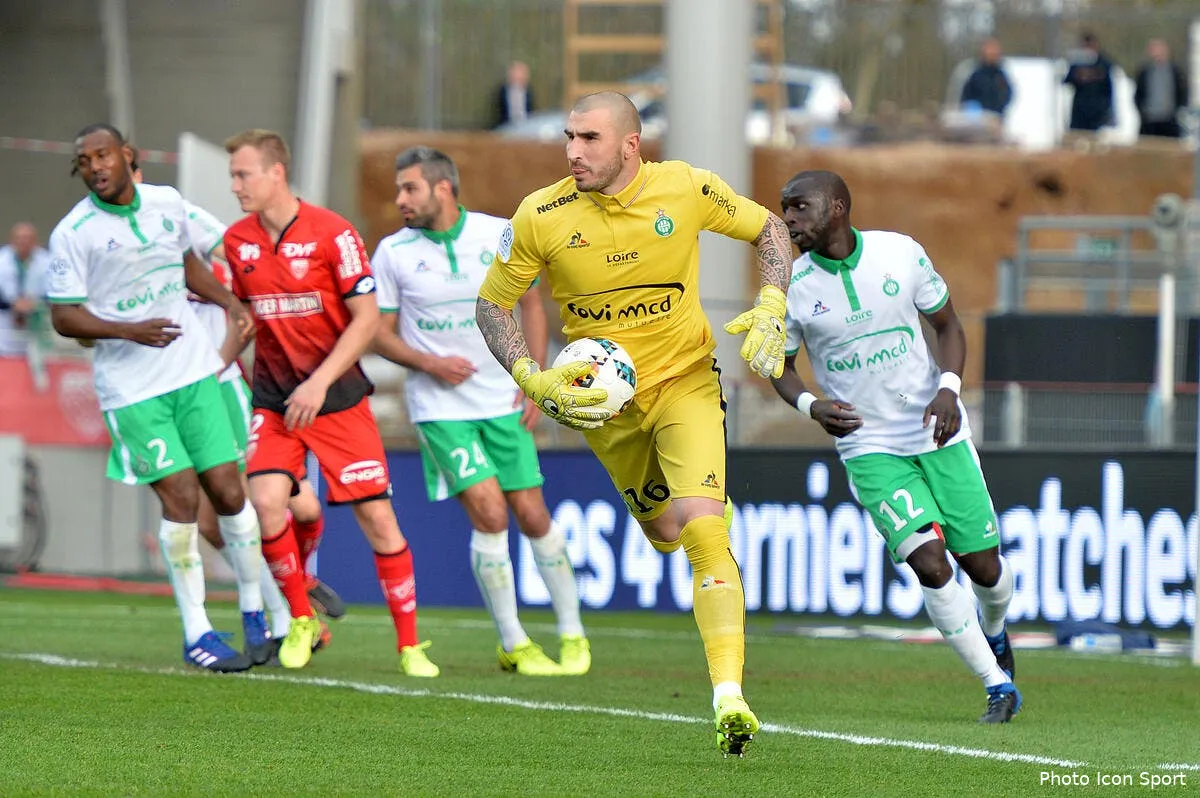 asse pierre menes detruit des verts moisis iconsport poy 190317 05 04174340