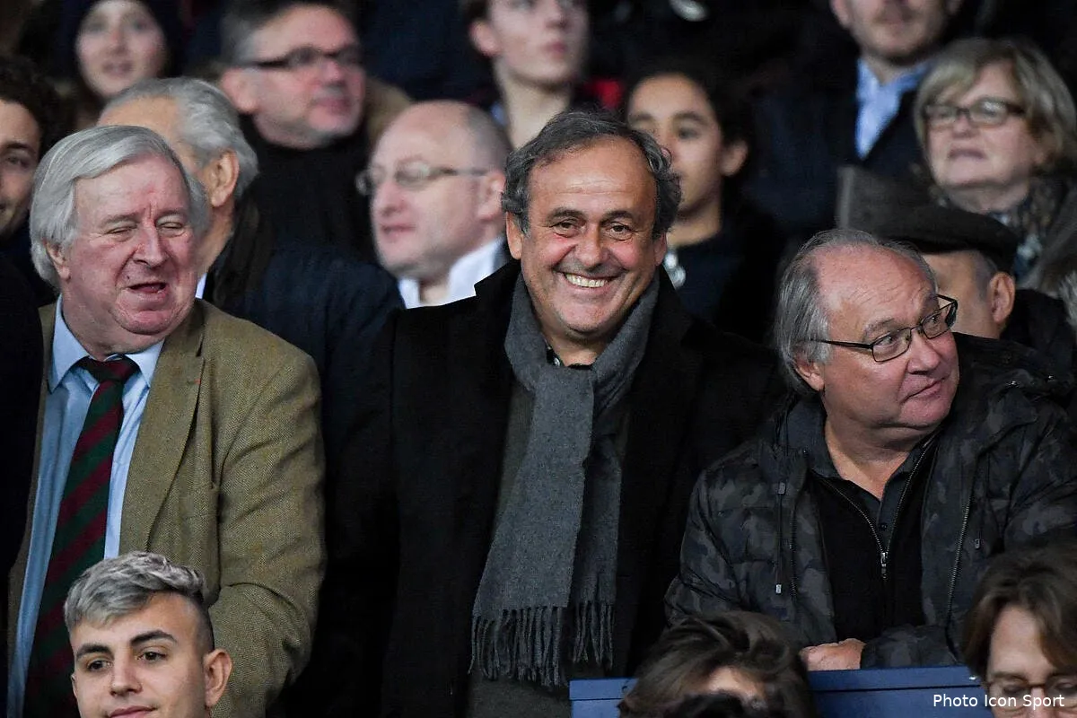 asse pousse vers le trone a saint etienne platini prefere en rire platini 8271375