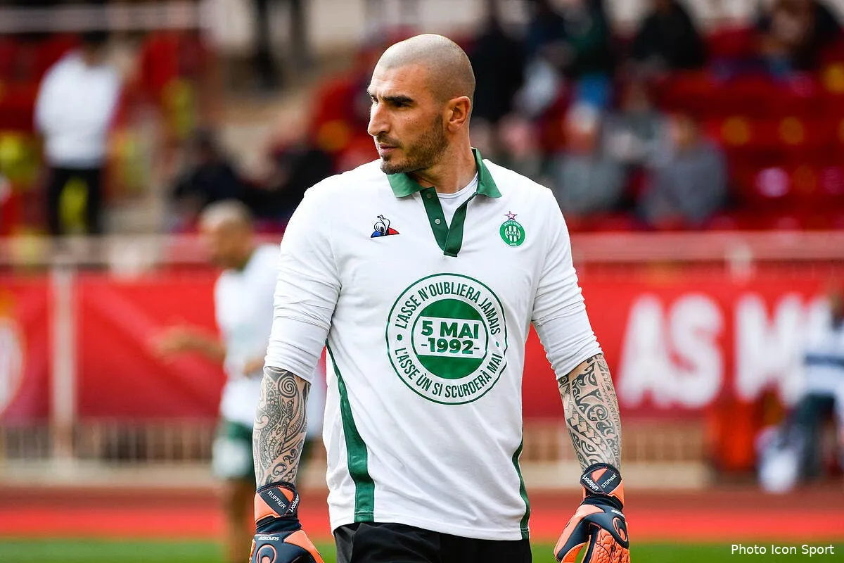 asse ruffier defie puel ca va chauffer dans le vestiaire ruffier 18284909