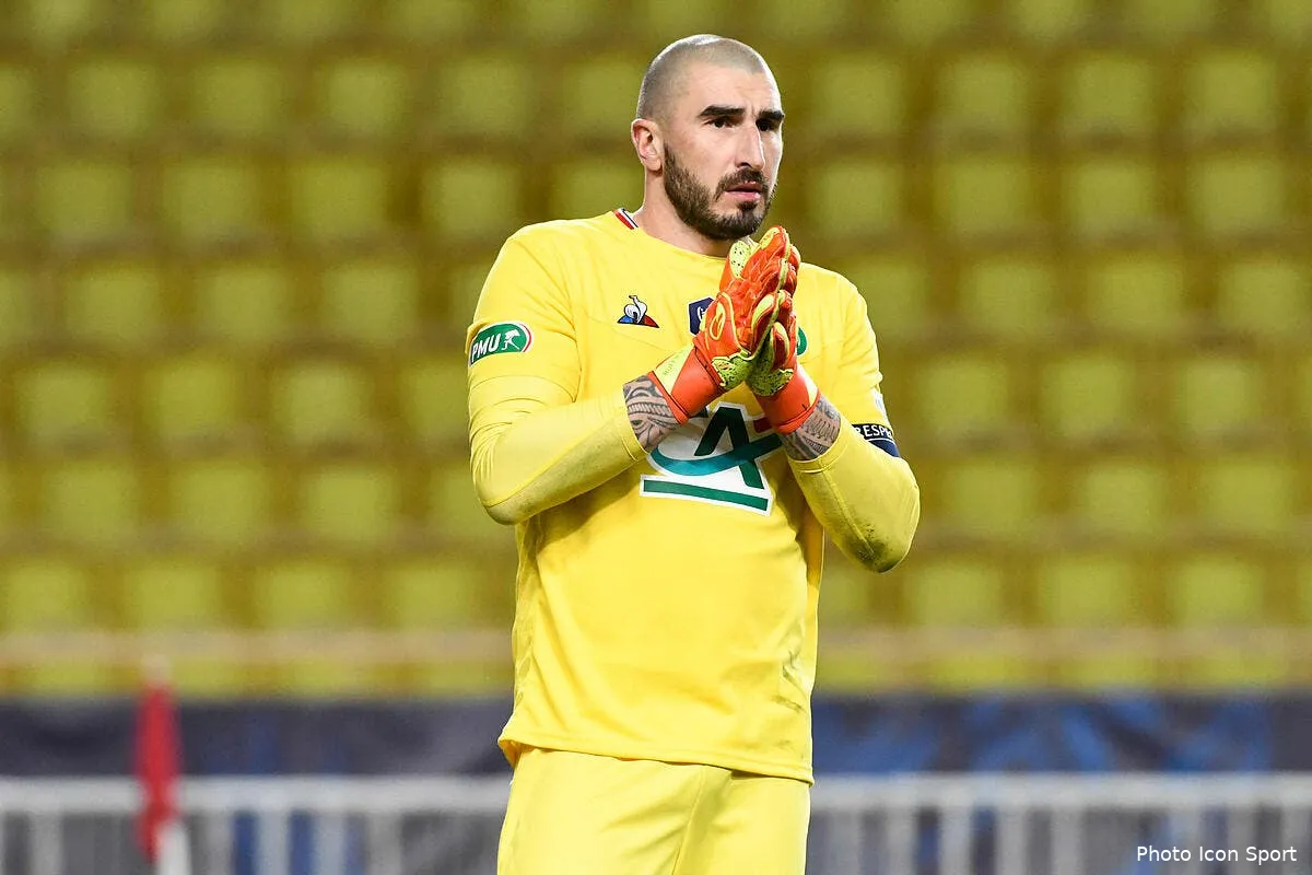 asse ruffier et puel le clash est definitif a saint etienne icon del 280120 45 08279305