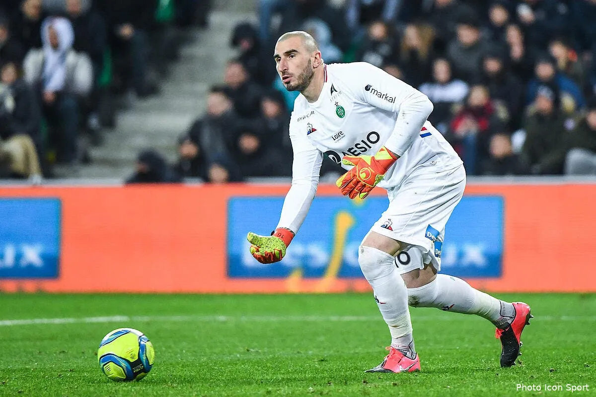 asse ruffier prive de derby contre l ol puel cartonne son agent icon dib 050220 11 70279155