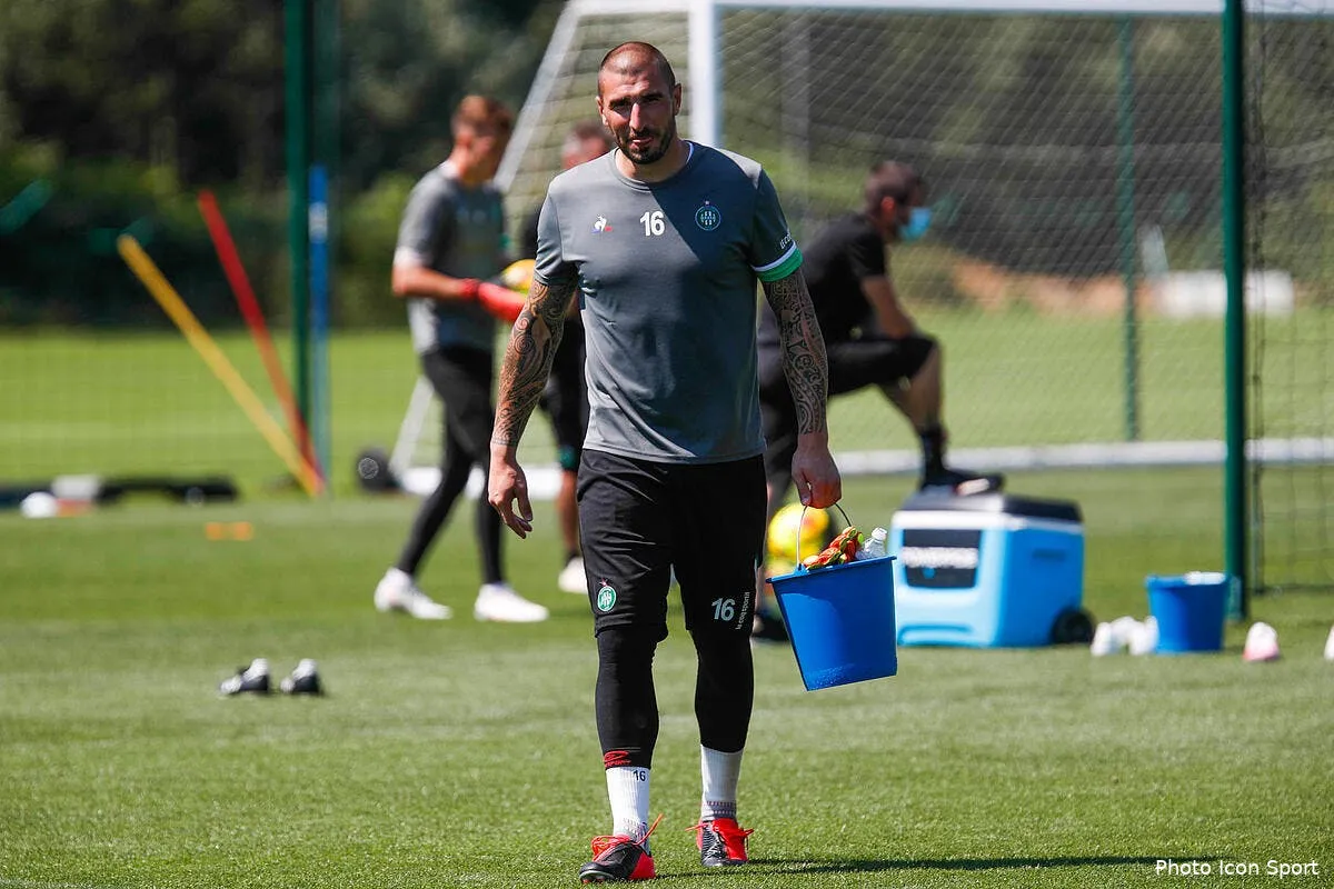 asse ruffier revient mercredi ambiance assuree icon 25i4678 copie290353