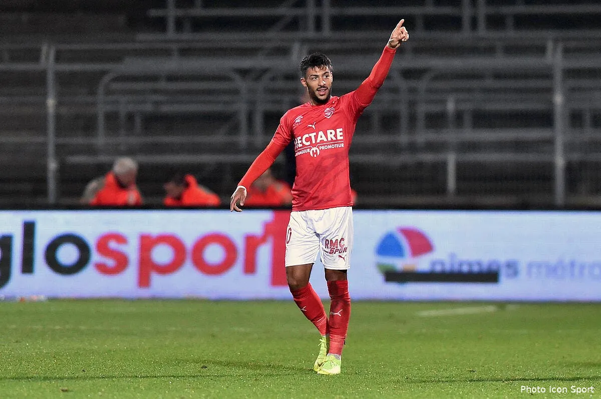 asse saint etienne avait vu juste sa cible cartonne a nimes bouanga 1240967