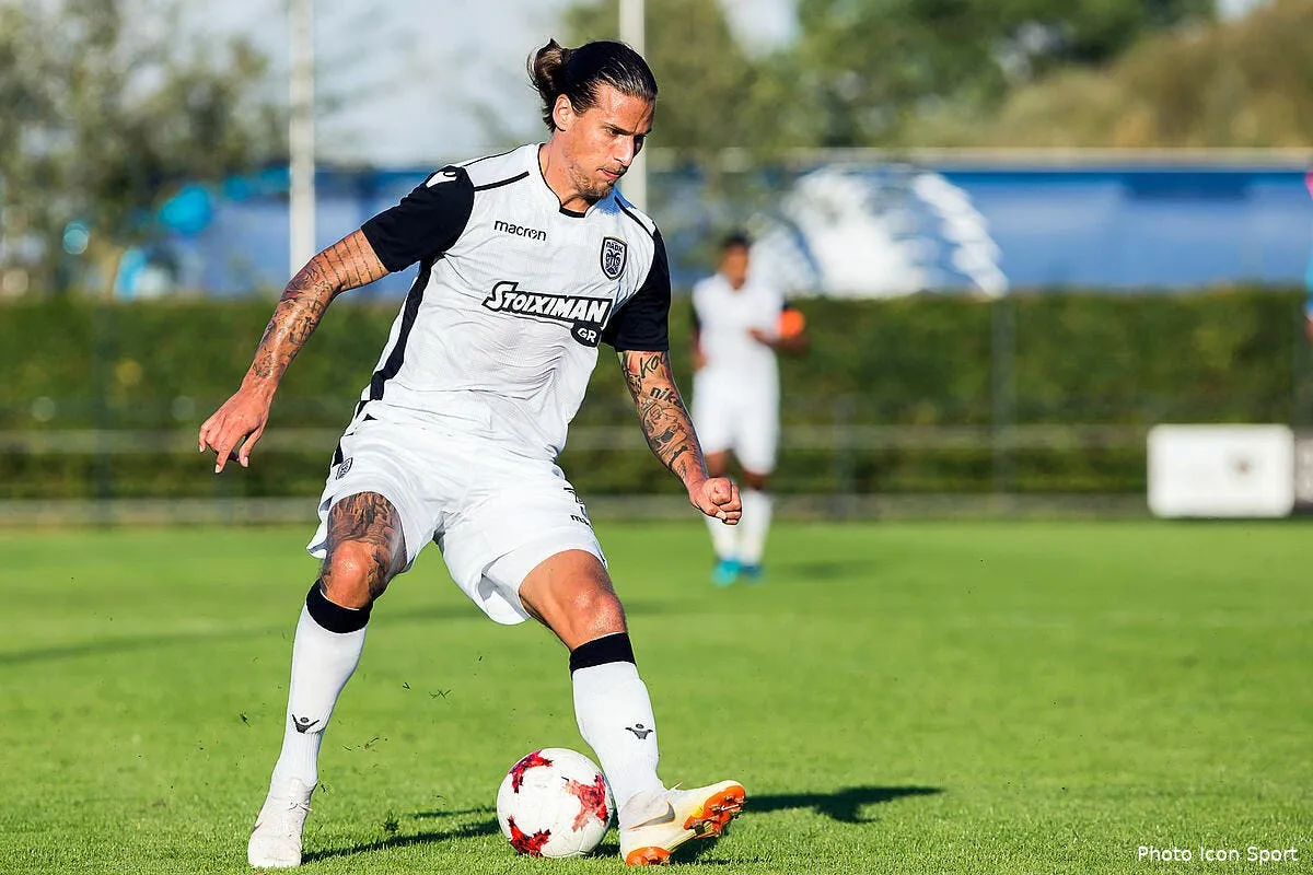 asse saint etienne s attaque a un goleador serbe iconsport icon bel 120718 11 03227913