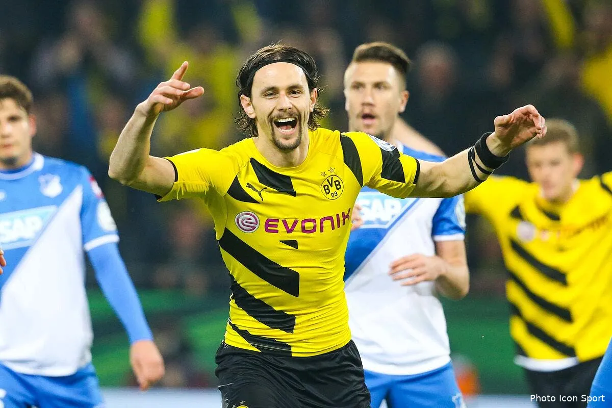 asse subotic dans le groupe pour defier caen icon apr 070415 09 16207941