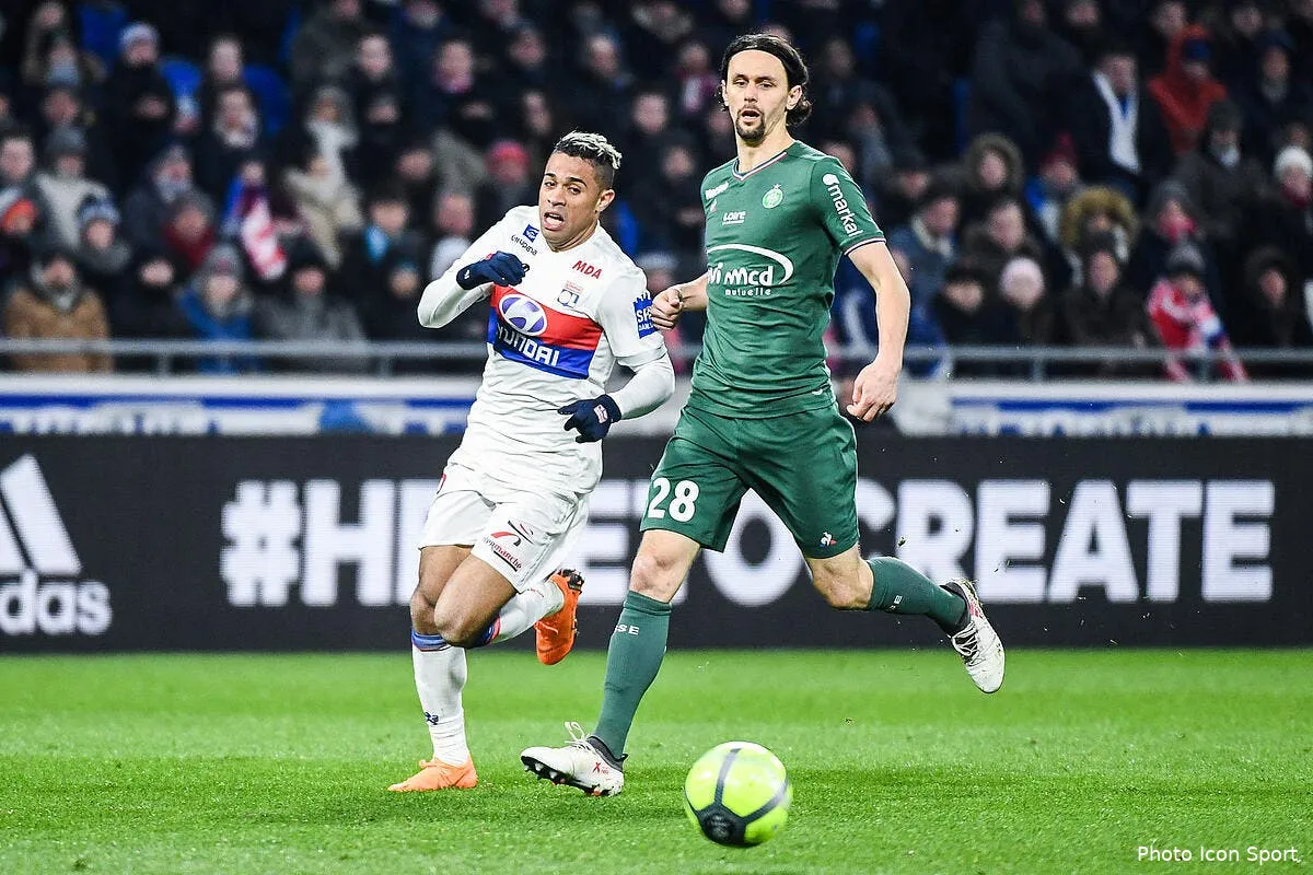 asse subotic est effare par les supporters de l asse iconsport icon dib 250218 15 14211351