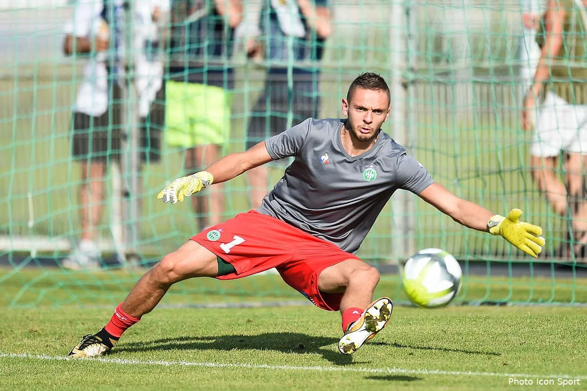 asse un gardien trouve une porte de sortie iconsport icon dim 260717 08 31219641