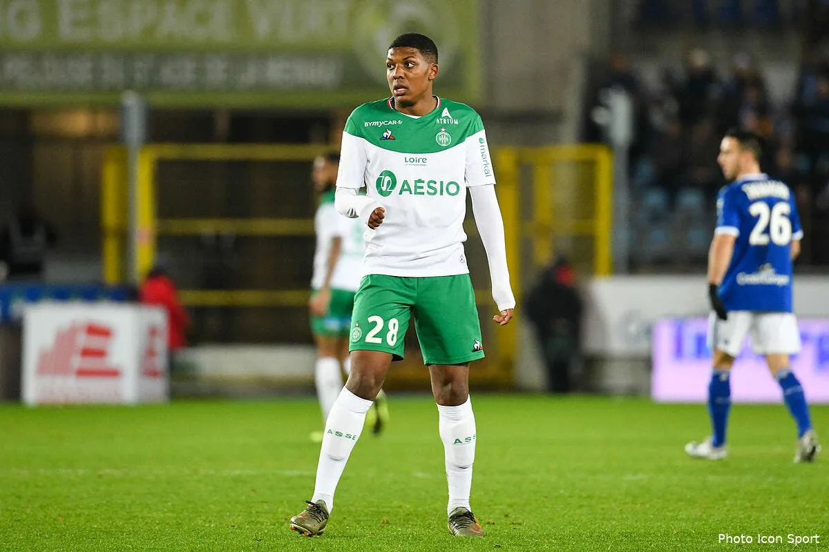 asse un vert out jusqu a la saison prochaine bordeaux est accuse youssouf 1278107