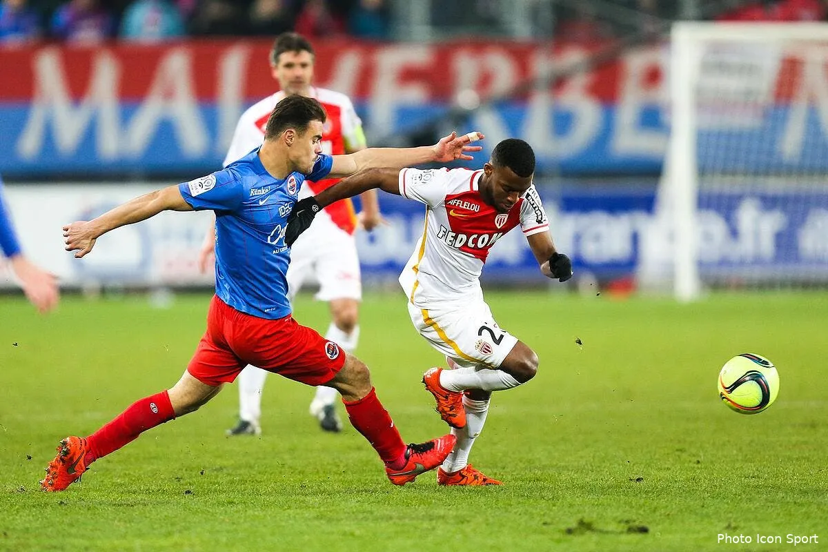 asse une piste defensivement tombe sechement a l eau iconsport vmi 040316 08 24144096