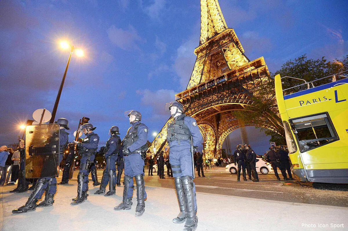 au moins un kamikaze au stade de france iconsport por 130513 64 45125501