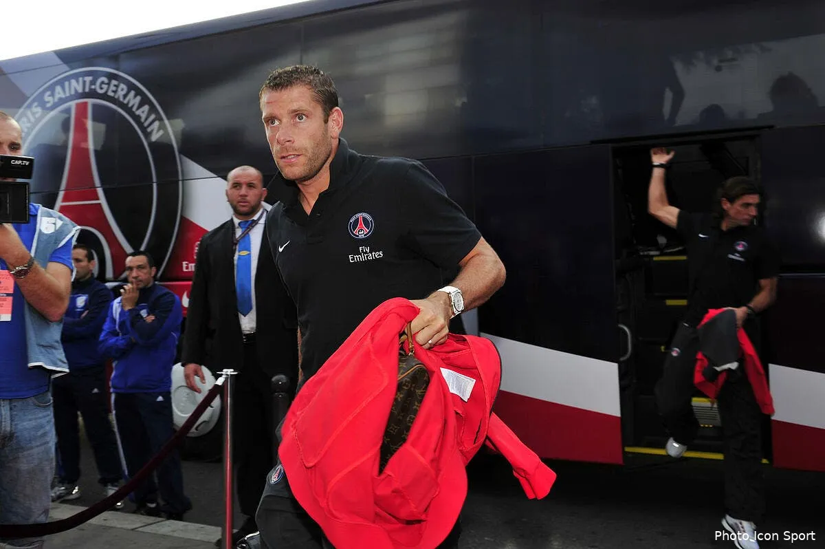 au psg armand commence a s inquieter iconsport noe 260812 14 2939065