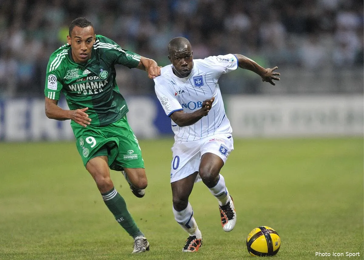 aubameyang de retour chez les verts iconsport win090411 01 10921327