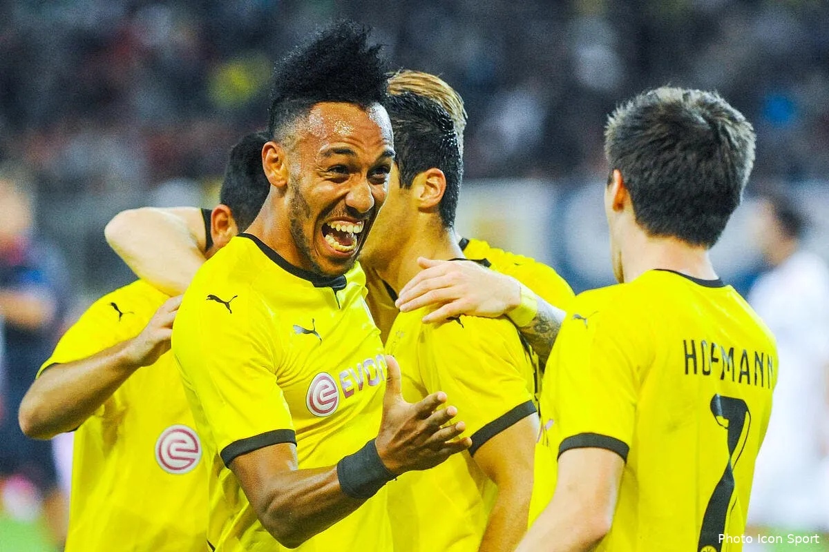 aubameyang prolonge a dortmund iconsport fir 300715 09 08117131