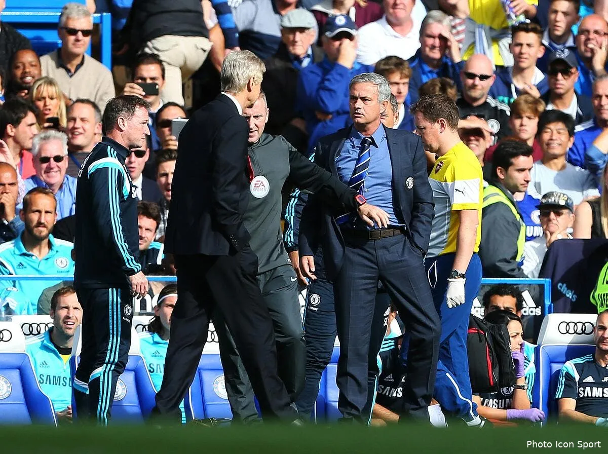 aucune sanction contre wenger apres sa bousculade avec mourinho iconsport spi 051014 05 1893789