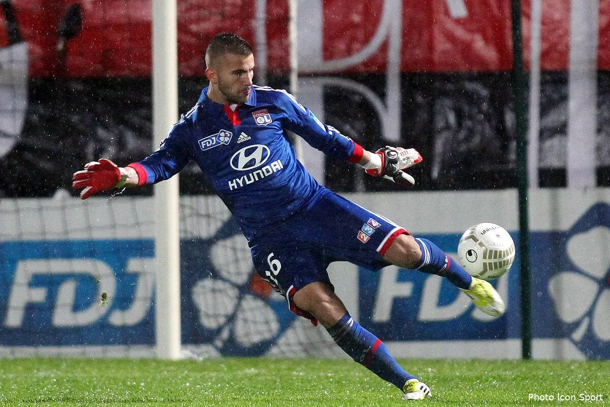 aulas annonce que le contrat d anthony lopes est prolonge iconsport blo 311012 08 0555735