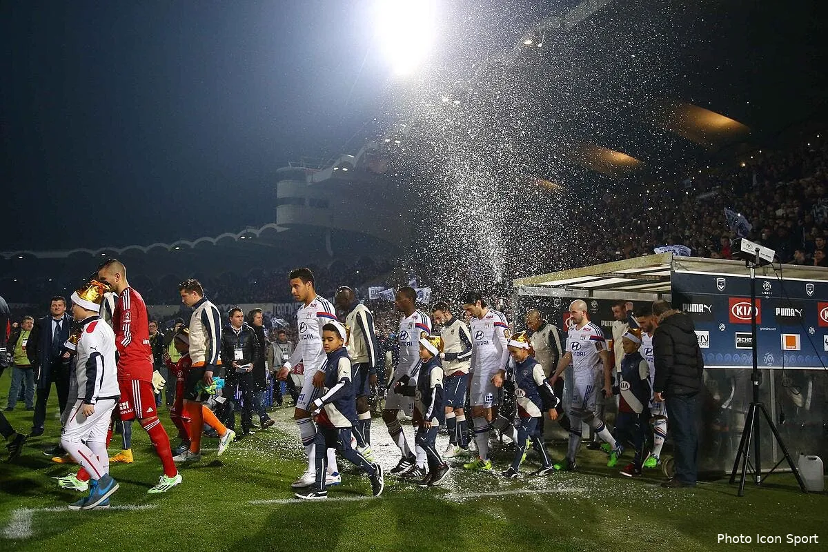 aulas confirme que l ol prendrait bien un jeune au mercato iconsport blo 211214 01 0199857