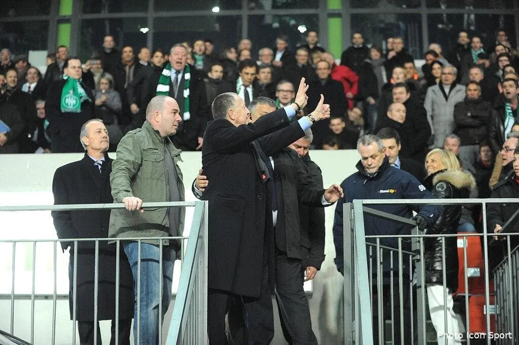 aulas en remet une couche sur la playstation 67068 15409