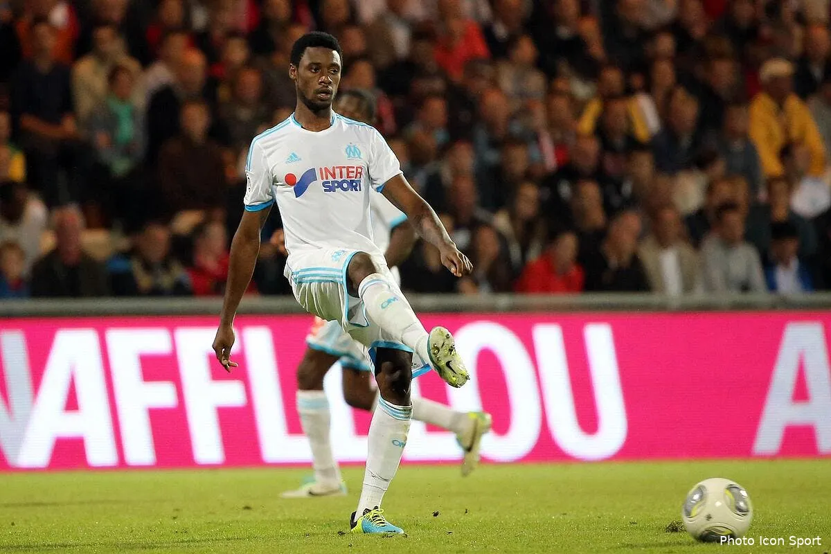 aulas est cash l ol attend sagement nkoulou sinon iconsport vmi 110813 62 63115361