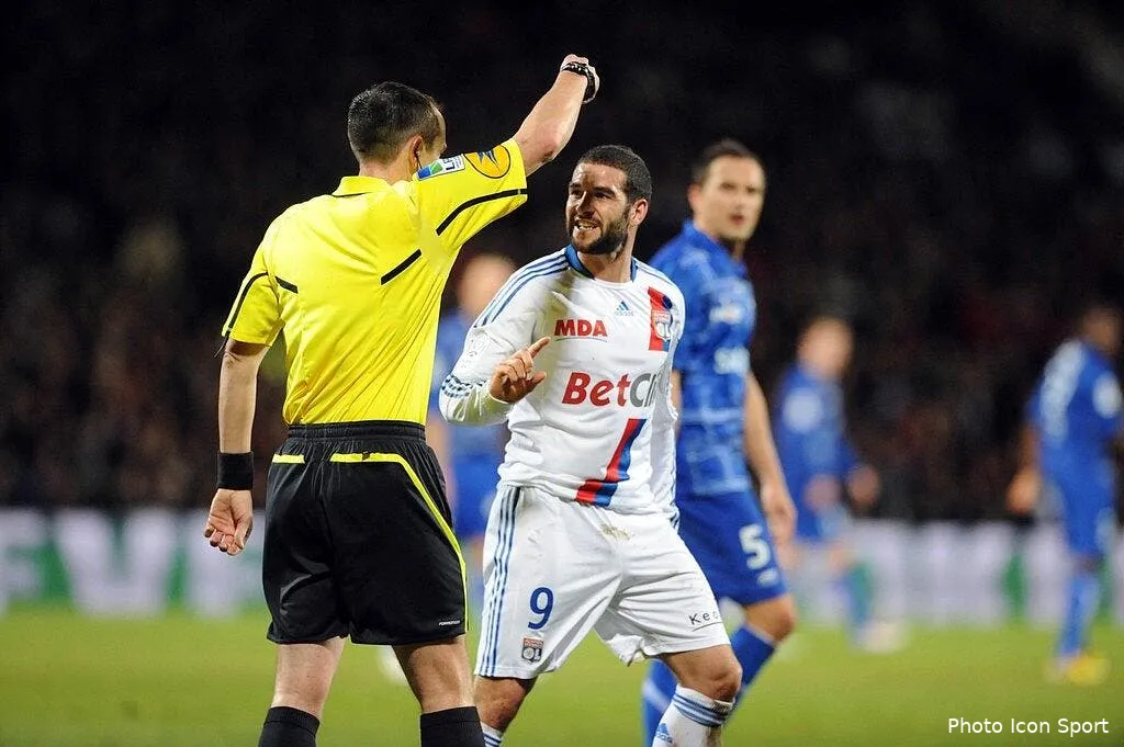 aulas est decu et frustre pour les arbitres 64678 13379
