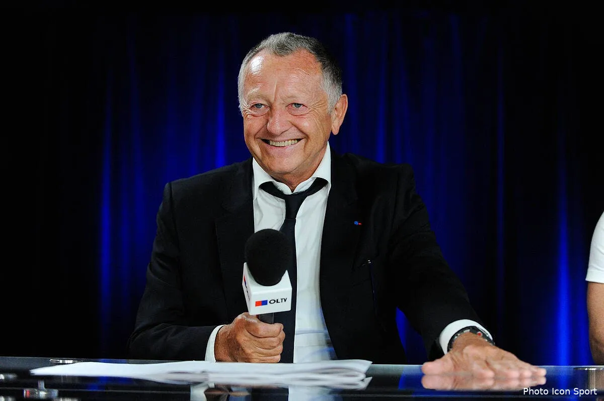 aulas et l ol ne lachent pas nkoulou d une semelle iconsport jpt 110815 02 14119253