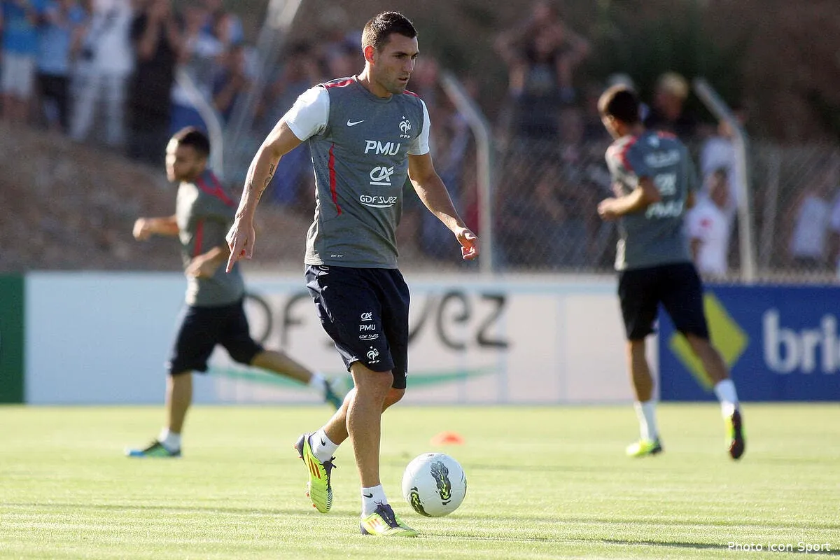 aulas et le danger des joueurs selectionnes iconsport guy 080811 111 1825383