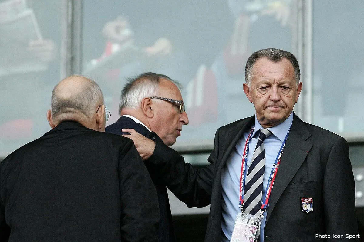 aulas je suis effondre par ce que j ai vu iconsport mrv 021010 05 6219721