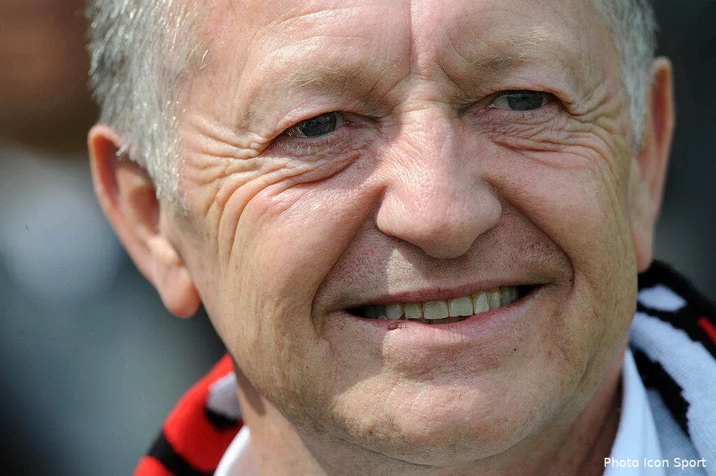 aulas l ol est sur un fil au dessus du ravin 60806 10797