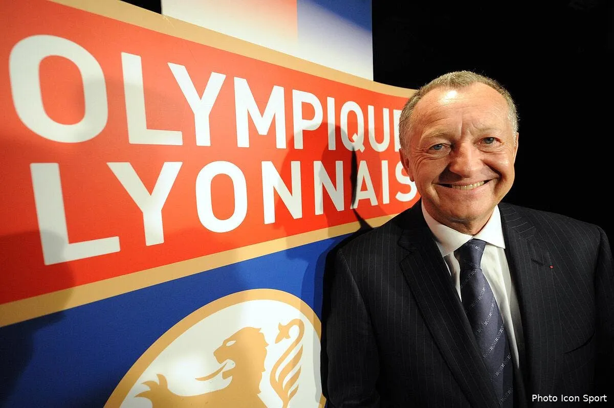 aulas le fouteur de merde fait kiffer un rappeur iconsport jpt 220611 05 25111743