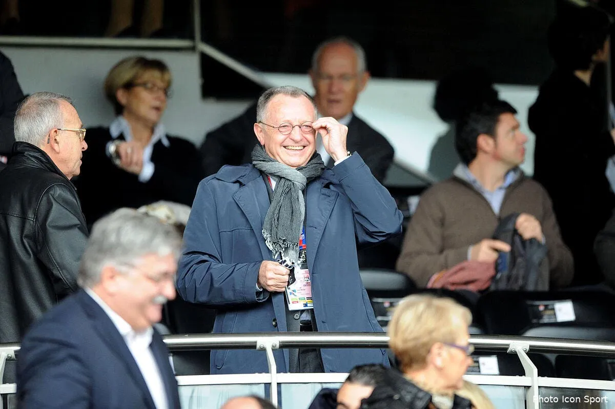 aulas le modeste provincial laisse le psg en favori pour le titre iconsport jpt 181112 37 4245107