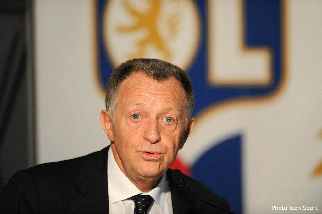 aulas n est pas la pour degommer ses joueurs 69694 17653