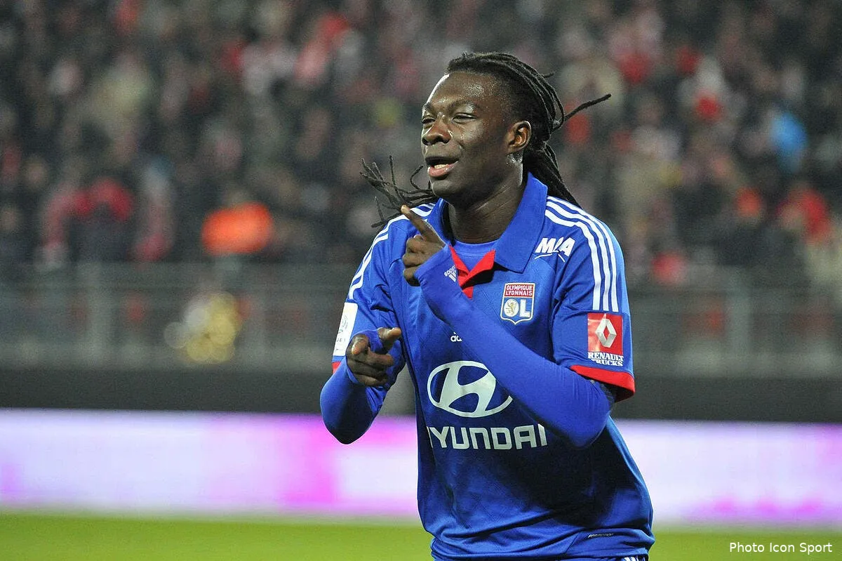 aulas officialise l accord ol newcastle pour bafe gomis iconsport noe 250113 01 0762621