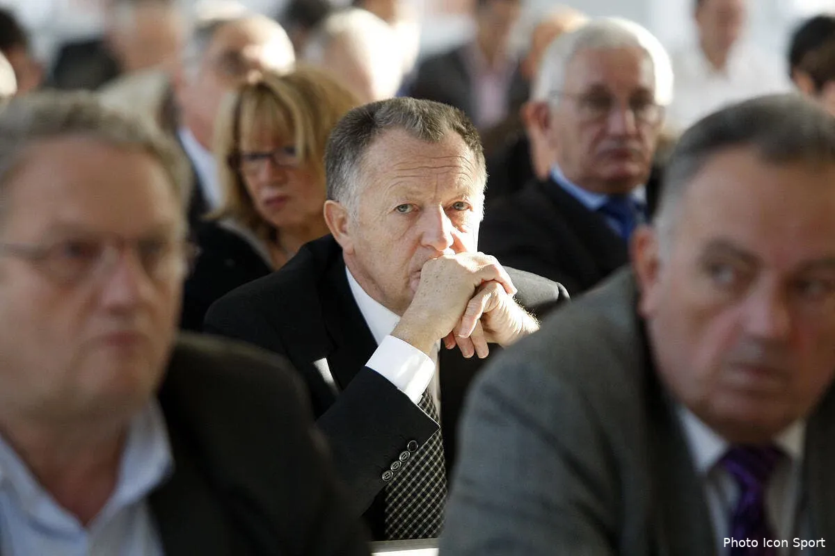 aulas pique ses joueurs dans leur orgueil avant le derby asse ol iconsport ppp291010 01 0532404