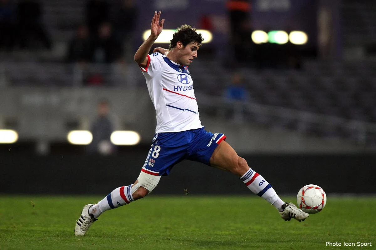 aulas pulverise la rumeur de gourcuff a l atletico madrid iconsport blo 251112 90 0248701