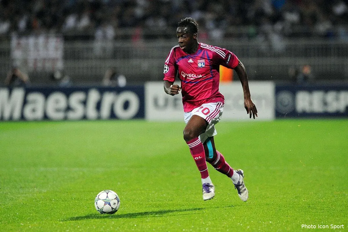 aulas refuse de brader cissokho a newcastle iconsport jpt 270911 05 6229961