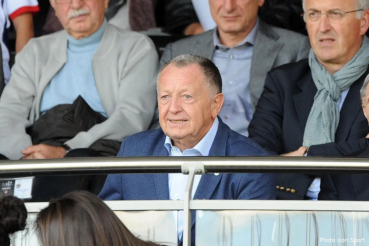 aulas remonte le moral des supporters de l ol iconsport jpt 270915 01 04121949