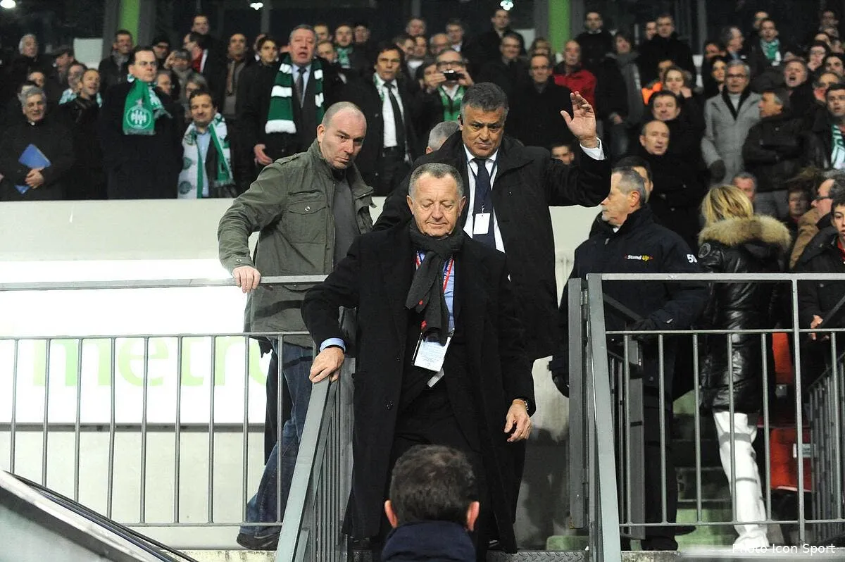 aulas supporter de l asse des bobards pour aubameyang et galtier iconsport jpt 120211 441 0452319