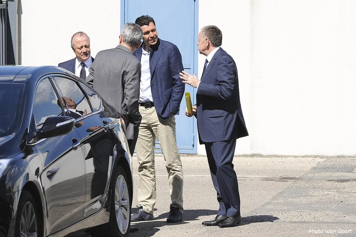 aulas sur twitter le coach de l ol s y est fait iconsport jpt 230514 02 18109717