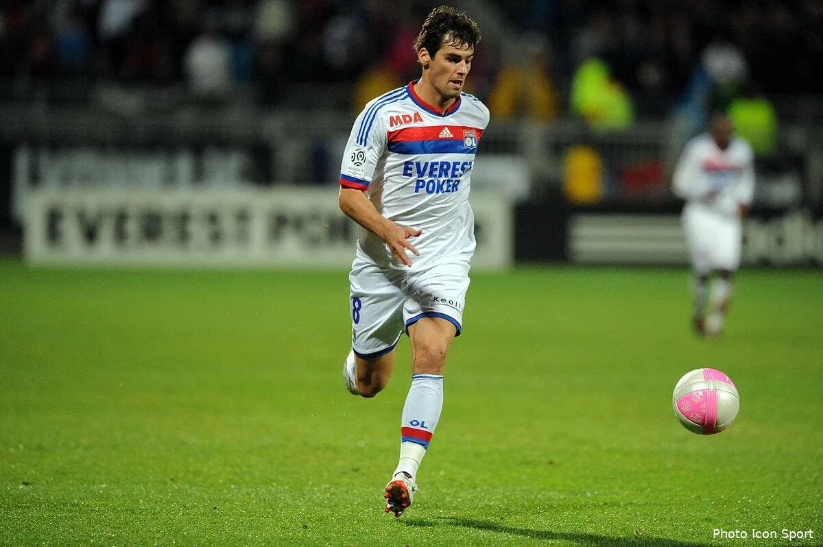 aulas voit toujours gourcuff flamber a l ol iconsport jpt 220412 22 7234148