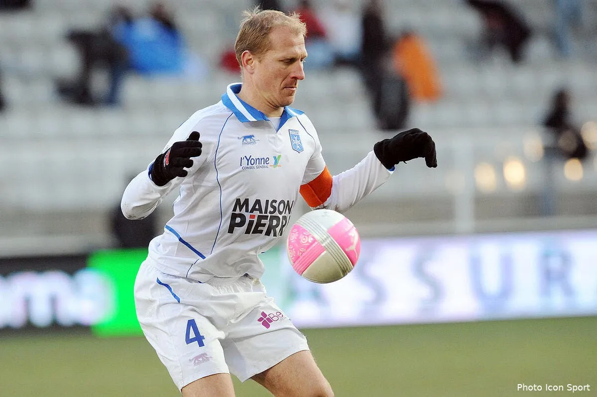 auwwerre tente de trouver du positif dans une defaite iconsport per 110212 40 4731483