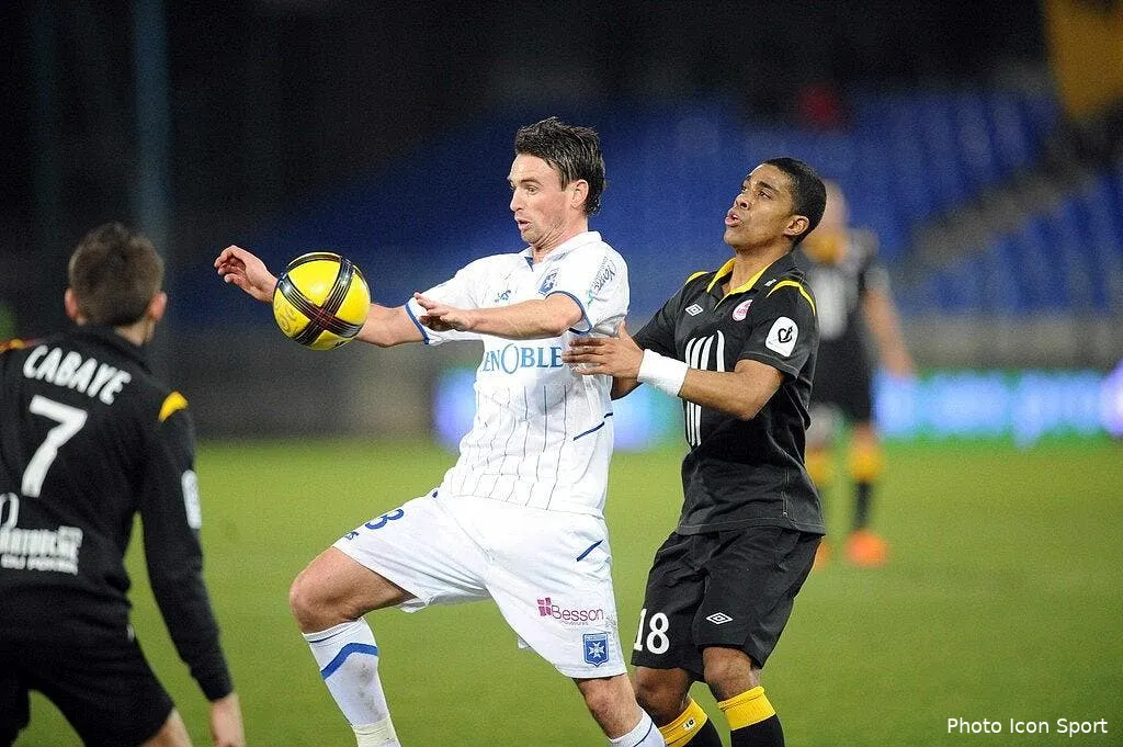 auxerre s en tire bien face a lille 66766 15144