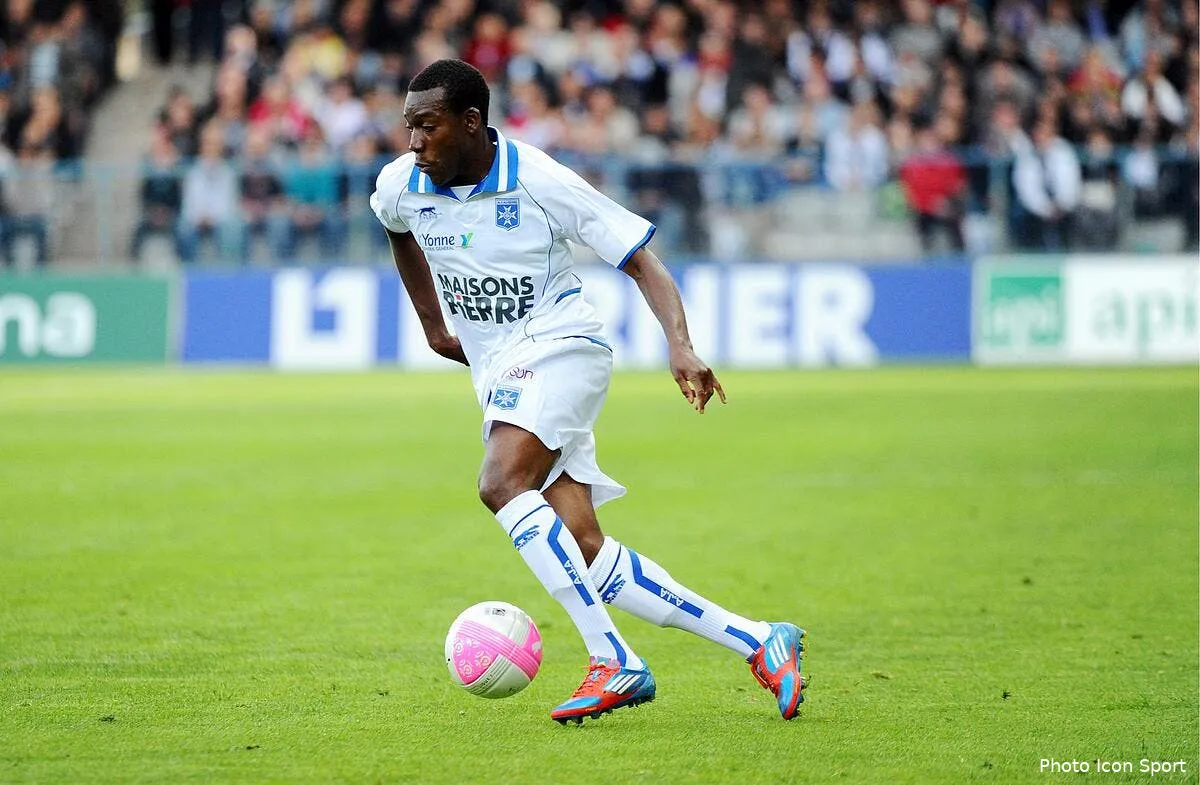 auxerre veut prouver sa valeur face a l om iconsport win 070512 06 0334857